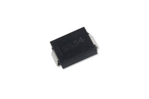 Les capacités SS54 SCHOTTKY Diode 5A, 40V dans un package SMA